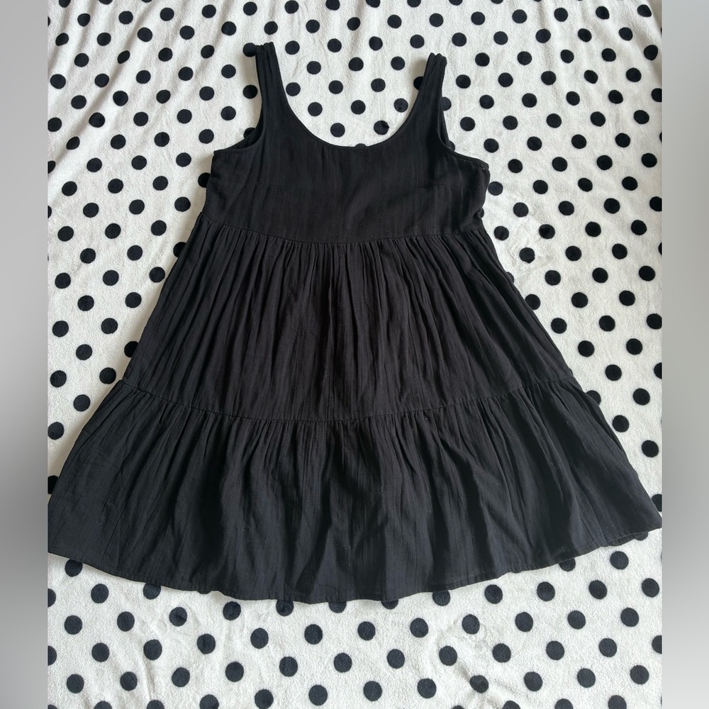 ICHI Black Tiered Sleeveless Mini Dress - Picture 4 of 11